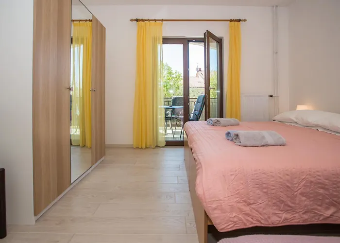 Porec Accommodation * ポレッチ