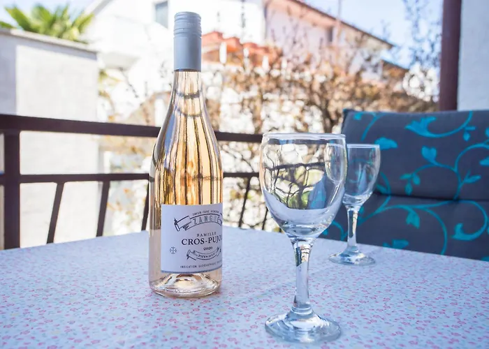 Porec Accommodation *